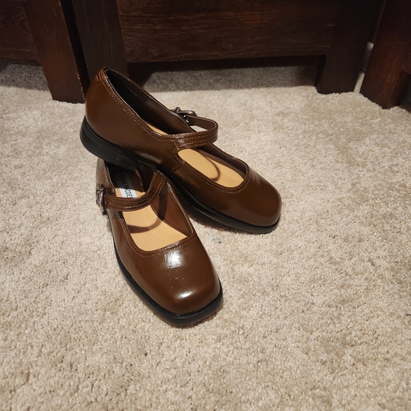 Steve Madden Chocolate Mary Jane Loafers - Picture 4 of 5